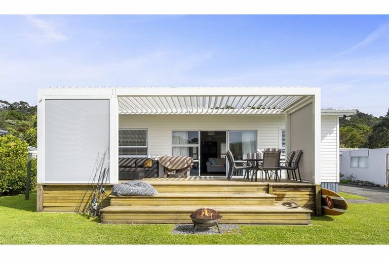 Photo of property in 397 Leigh Road, Whangateau, Warkworth, 0985