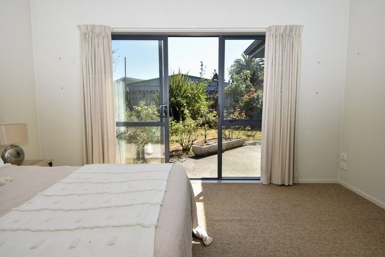 Photo of property in 24 Rexwood Street, Carterton, 5713