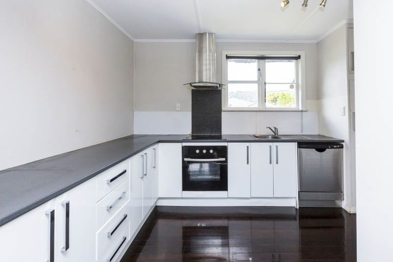 Photo of property in 1/52 Colson Street, Avalon, Lower Hutt, 5011