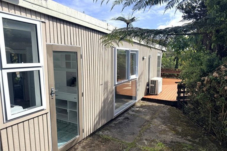 Photo of property in 7 Weenink Road, Karoro, Greymouth, 7805