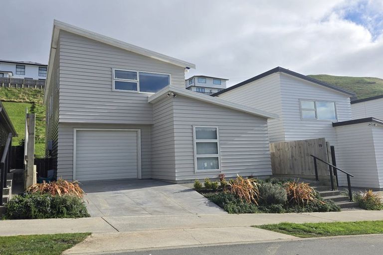 Photo of property in 19 Stockport Grove, Churton Park, Wellington, 6037