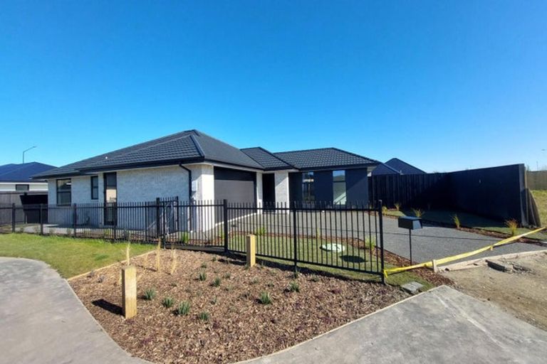 Photo of property in 15 Ned Place, Halswell, Christchurch, 8025