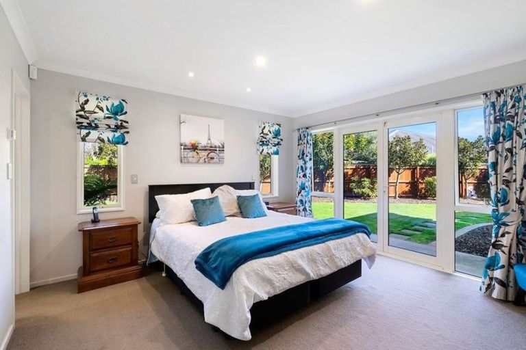 Photo of property in 71 Woodhurst Drive, Casebrook, Christchurch, 8051