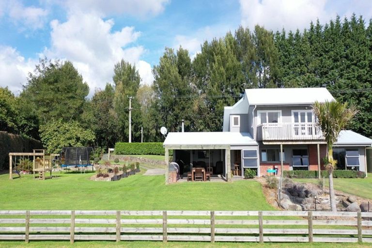 Photo of property in 14 Merrick Road, Pyes Pa, Tauranga, 3173