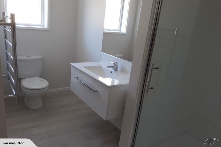 Photo of property in 31 Hills View Drive, Papamoa, 3118