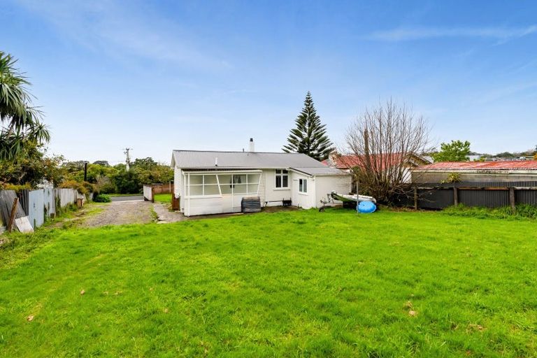 Photo of property in 16a Alberta Road, Glen Avon, New Plymouth, 4312