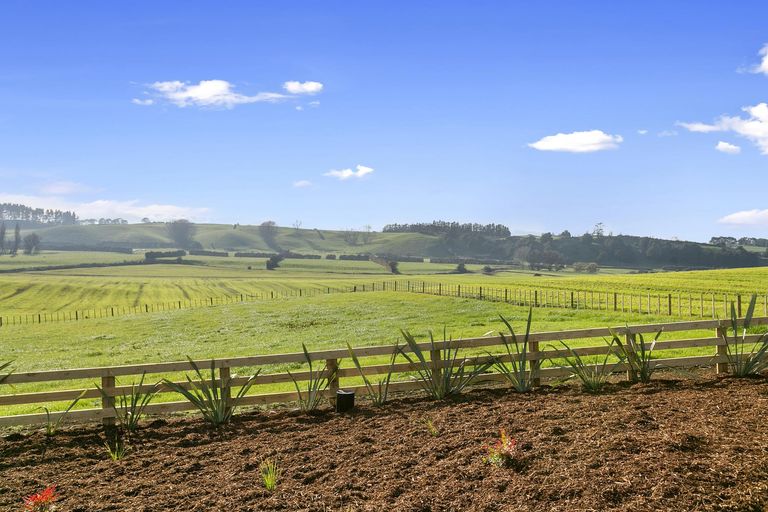 Photo of property in 163 Starkey Road, Morrinsville, 3371