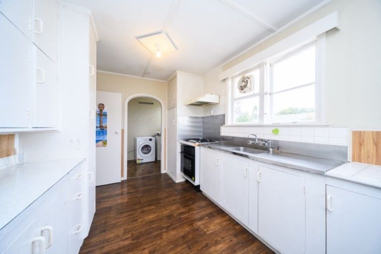 Photo of property in 74 Rangiora Avenue, Roslyn, Palmerston North, 4414