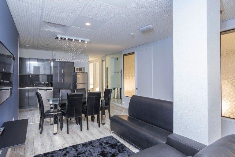 Photo of property in 17h Albert Street, Palmerston North, 4414