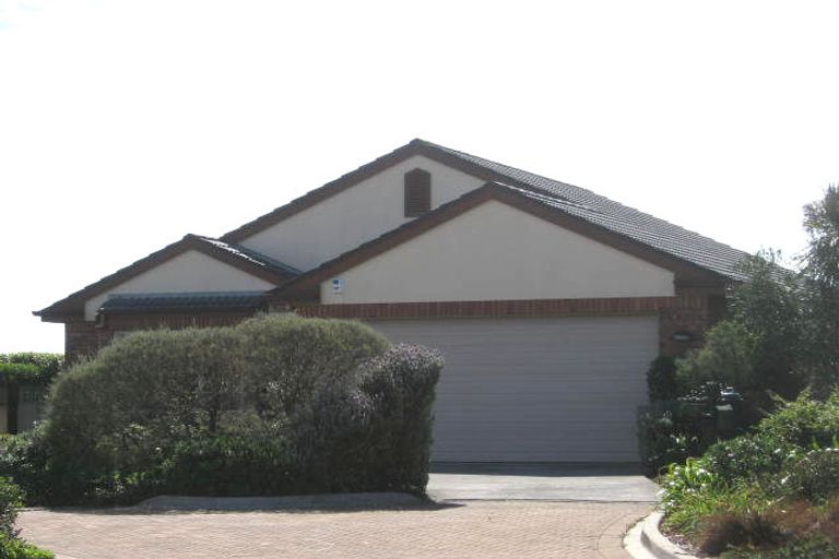 Photo of property in 16 Pippen Court, Henderson, Auckland, 0612