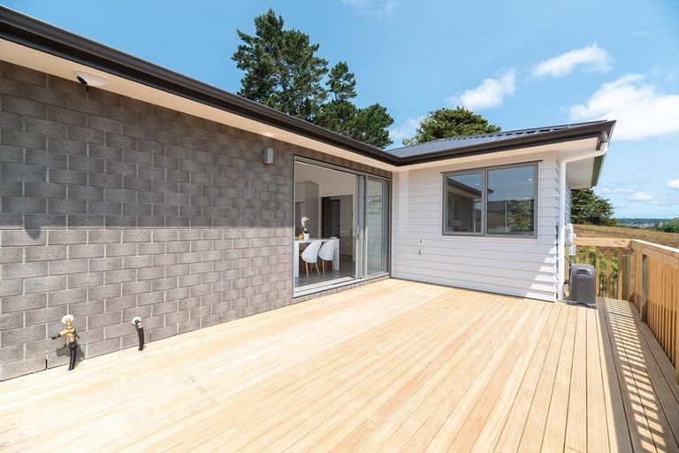 Photo of property in 11 Zadar Street, Kumeu, 0810