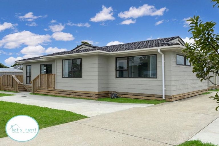 Photo of property in 12 Fourth View Avenue, Beachlands, Auckland, 2018