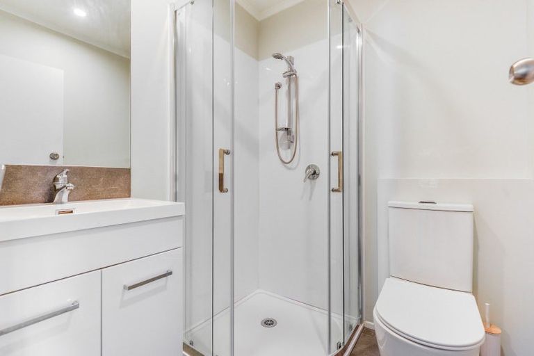 Photo of property in 32 Northolt Road, Fairview Downs, Hamilton, 3214