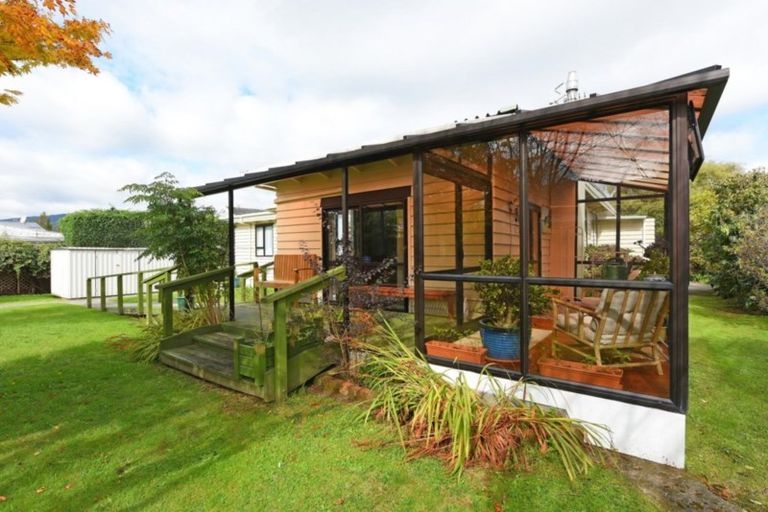 Photo of property in 13 Elm Street, Ebdentown, Upper Hutt, 5018