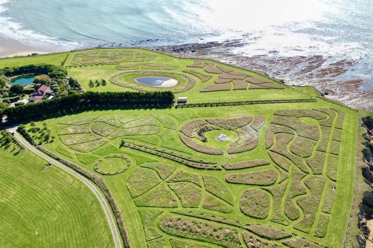 Photo of property in 964 Waianakarua Road, Herbert, 9495