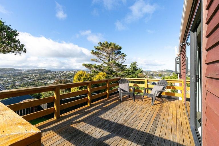 Photo of property in 10 Peter Button Place, Johnsonville, Wellington, 6037