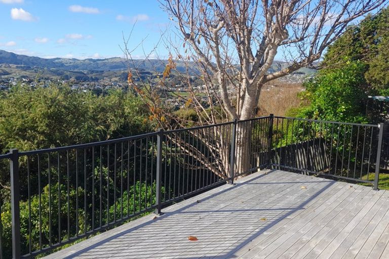 Photo of property in 28 The Quarterdeck, Whitby, Porirua, 5024