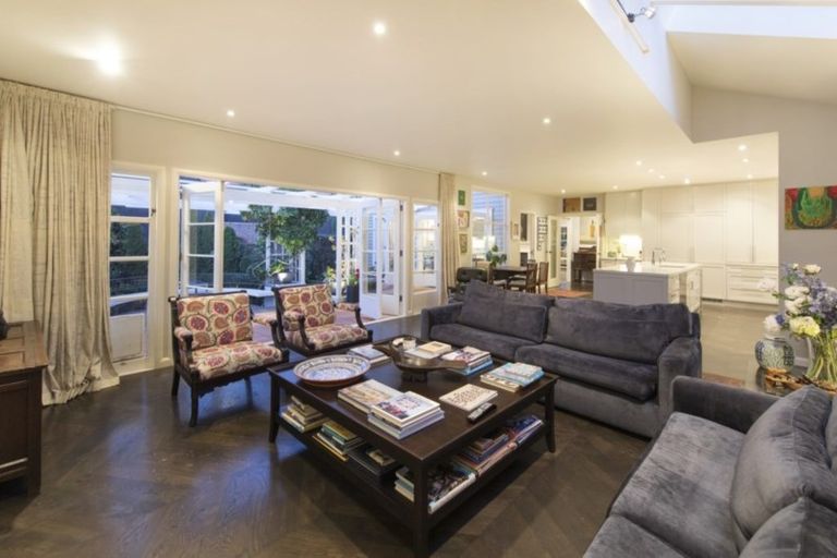 Photo of property in 128 St Stephens Avenue, Parnell, Auckland, 1052