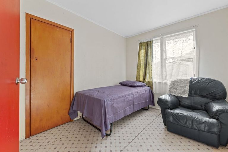 Photo of property in 12 Ivon Road, Otara, Auckland, 2023