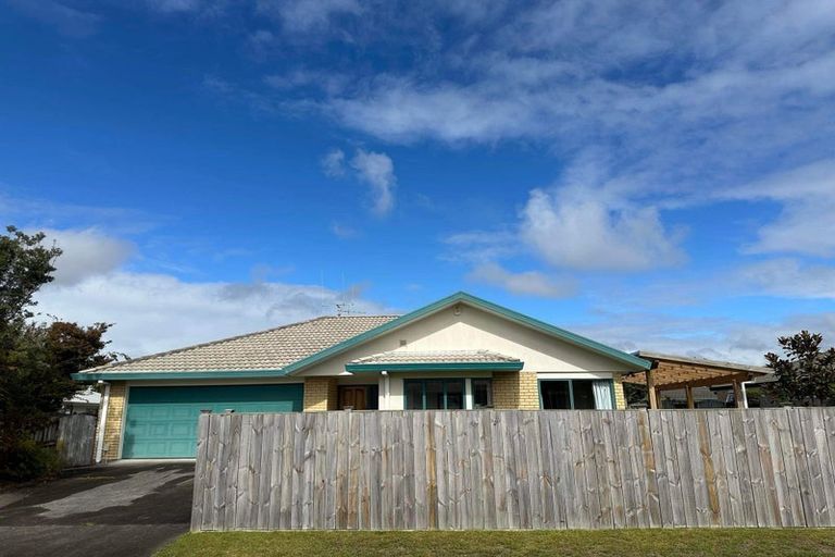 Photo of property in 34 Blake Boulevard, Papamoa Beach, Papamoa, 3118