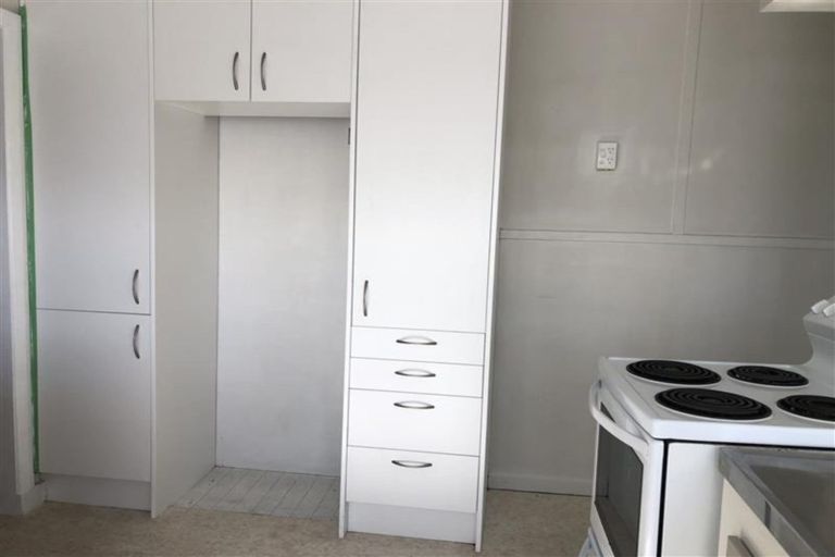 Photo of property in 17 Liverpool Street, Papakura, 2110