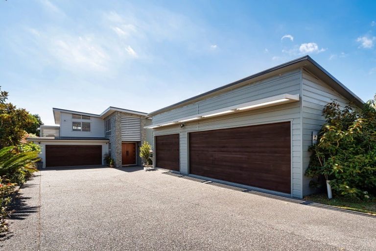 Photo of property in 145 Karewa Parade, Papamoa Beach, Papamoa, 3118