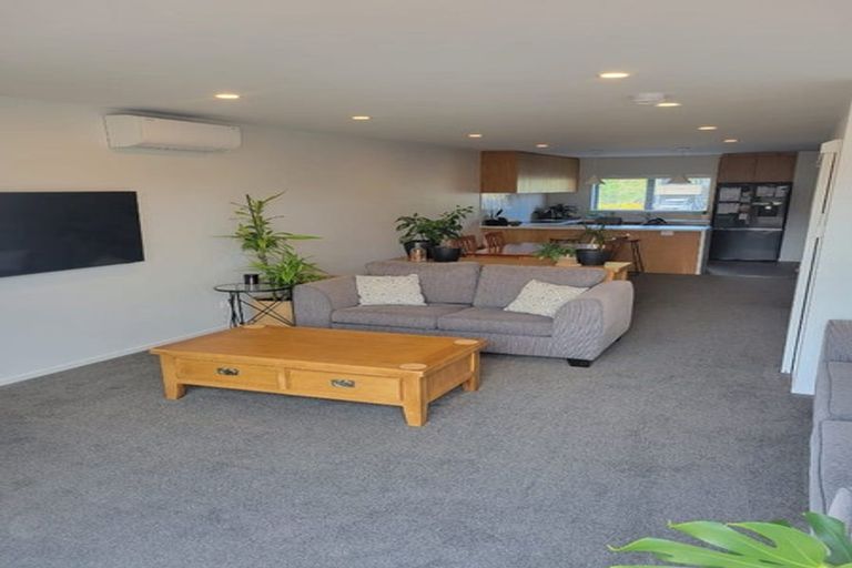 Photo of property in 20 Bee Lane, Whitby, Porirua, 5024
