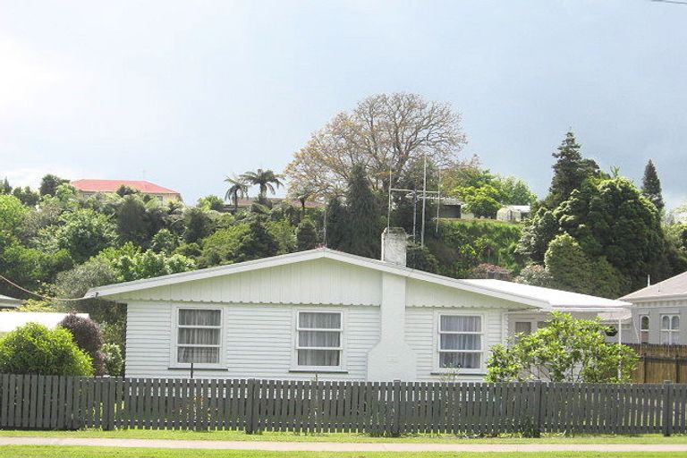 Photo of property in 8 Williamson Street, Cambridge, 3434