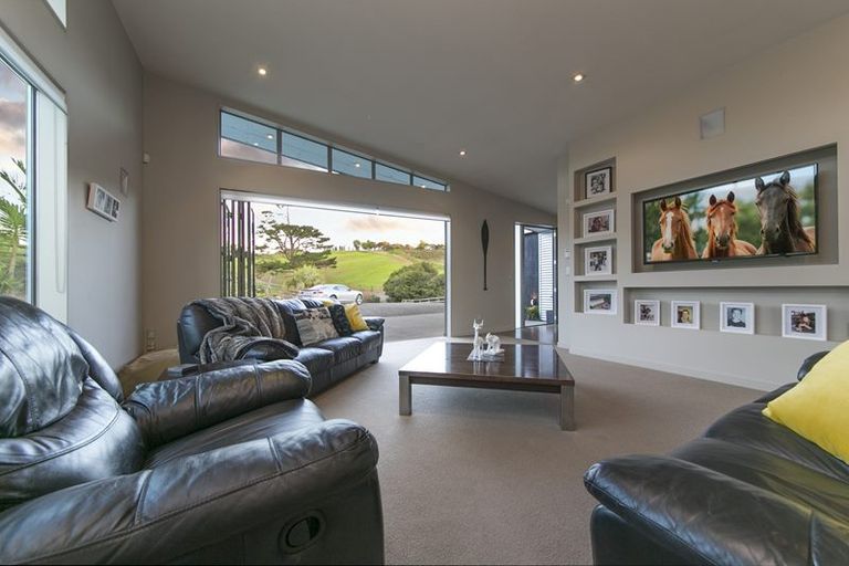 Photo of property in 105 Zanders Road, Helensville, Waimauku, 0882