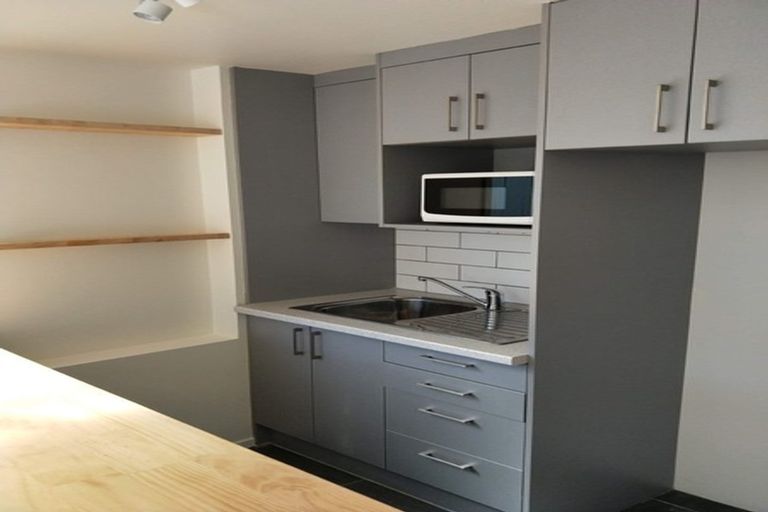 Photo of property in 54 Birkdale Road, Birkdale, Auckland, 0626