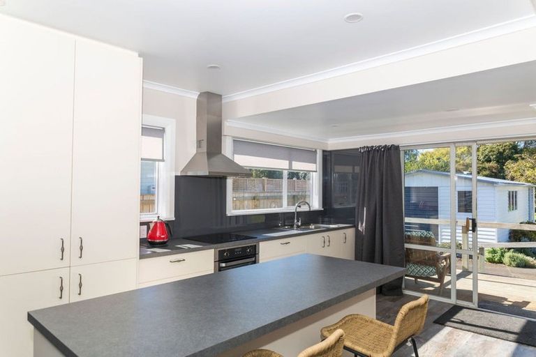 Photo of property in 71 Barraud Street, Dannevirke, 4930