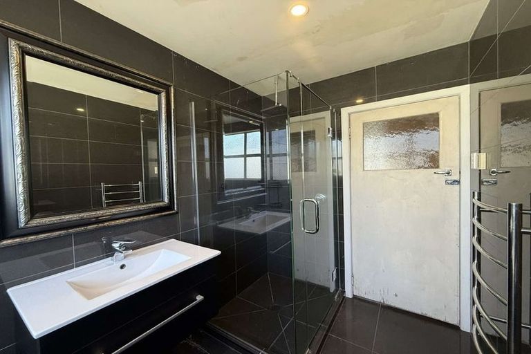 Photo of property in 30 Richmond Road, Carterton, 5713