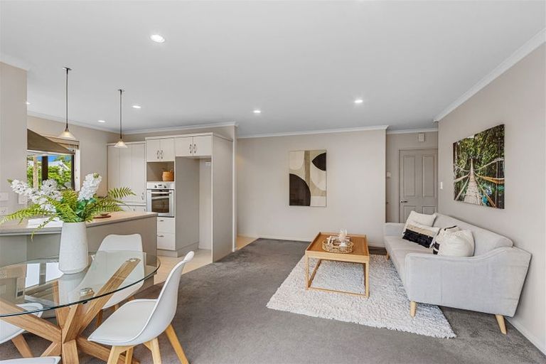 Photo of property in 1/241 Matsons Avenue, Papanui, Christchurch, 8053