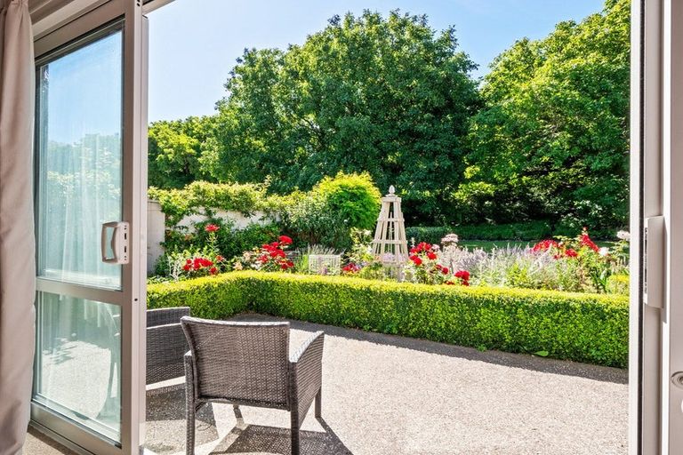 Photo of property in 8 Crawford Place, Lake Hayes, Queenstown, 9304