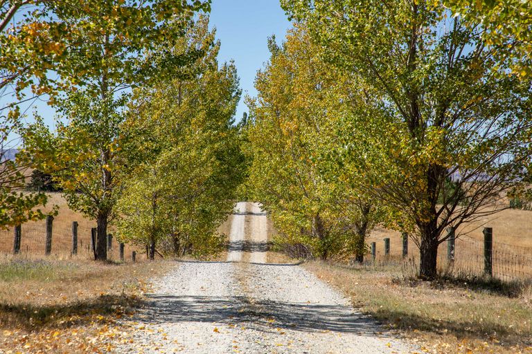 Photo of property in 317 Golden Road, Springvale, Alexandra, 9393