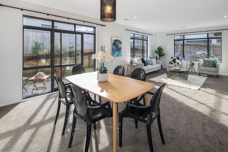 Photo of property in 32 Mauldeth Terrace, Churton Park, Wellington, 6037