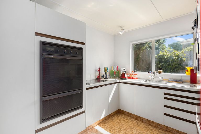 Photo of property in 39 Aotea Street, Tainui, Dunedin, 9013