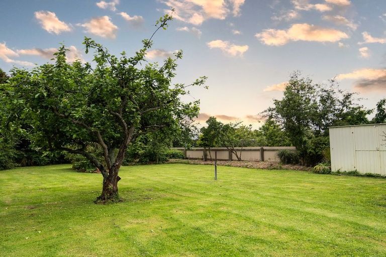 Photo of property in 10 Coronation Street, Waimate, 7924