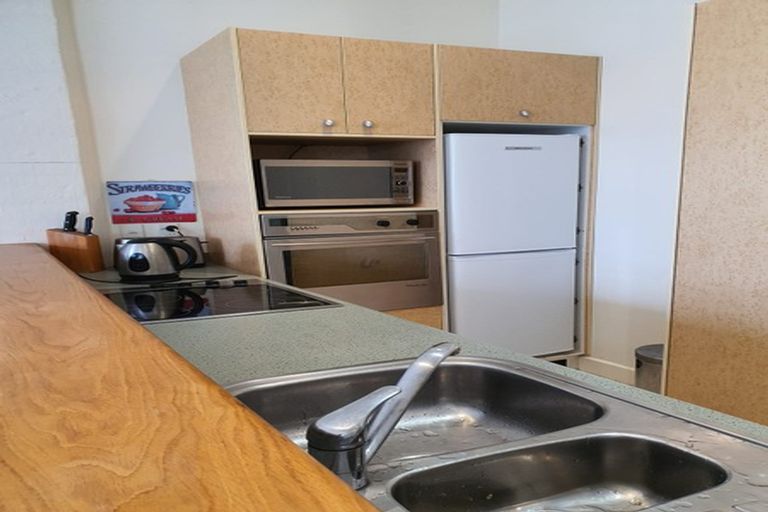 Photo of property in 5/37 Majoribanks Street, Mount Victoria, Wellington, 6011