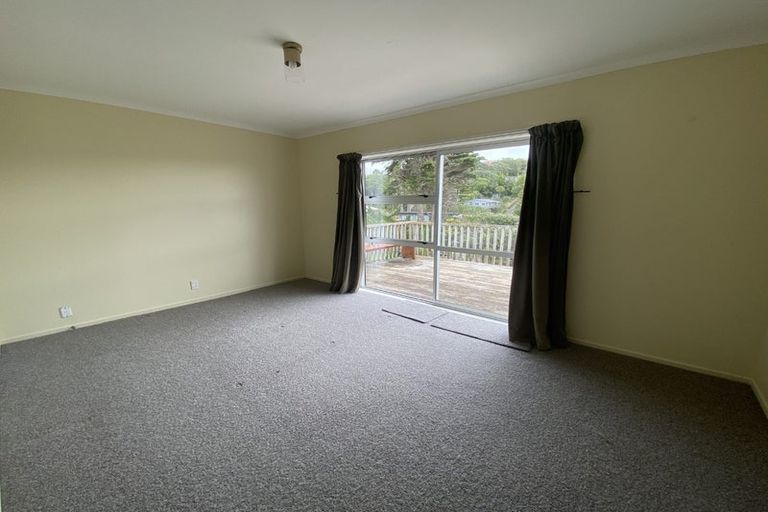 Photo of property in 13 Matatiro Street, Titahi Bay, Porirua, 5022