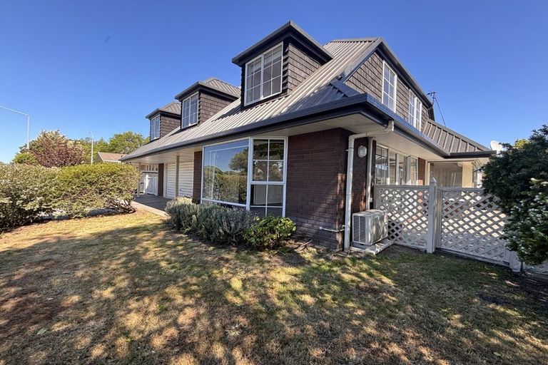 Photo of property in 1/363 Memorial Avenue, Burnside, Christchurch, 8053