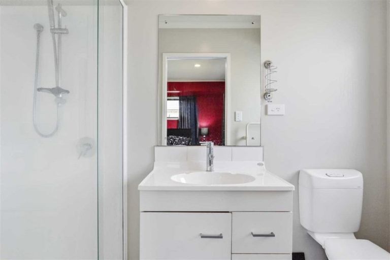 Photo of property in 8 Brockelbank Drive, Kaiapoi, 7630