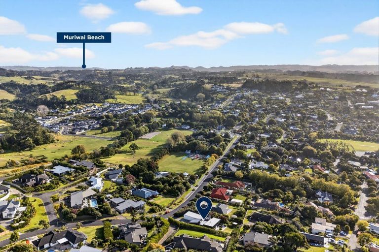 Photo of property in 53 Freshfields Road, Waimauku, 0812