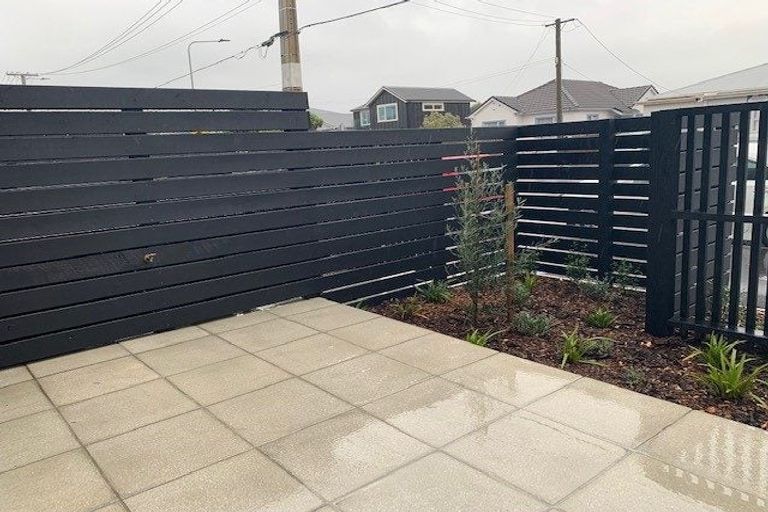 Photo of property in 14c Tory Street, Petone, Lower Hutt, 5012