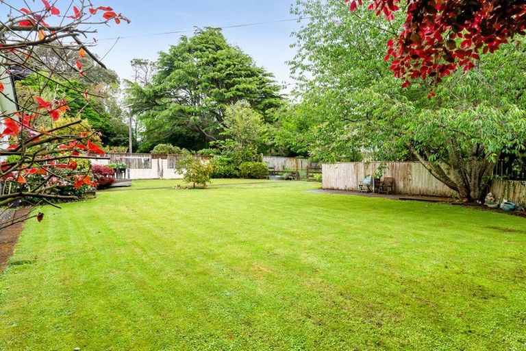 Photo of property in 116 Paraite Road, Paraite, New Plymouth, 4373