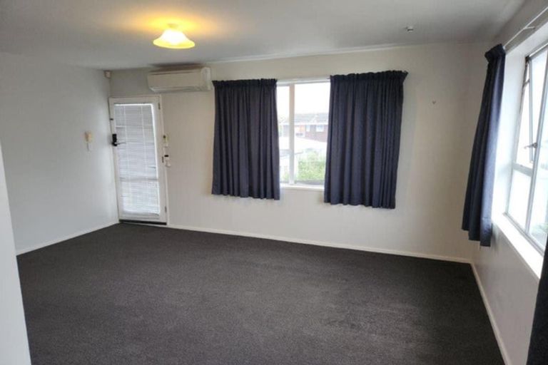 Photo of property in 8/73 Clare Road, St Albans, Christchurch, 8014