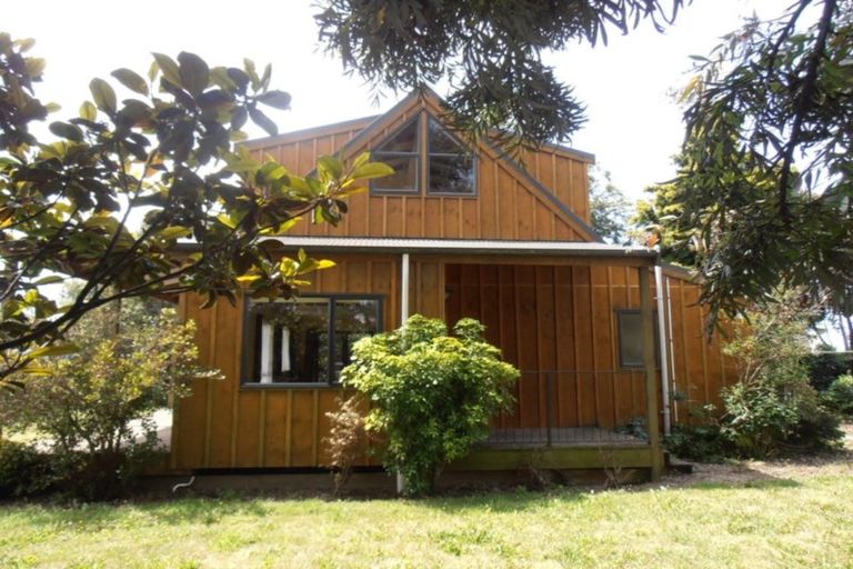 Photo of property in 37 Bateup Road, Richmond, 7020