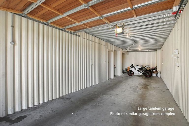 Photo of property in 3/5 Monte Cassino Place, Birkdale, Auckland, 0626