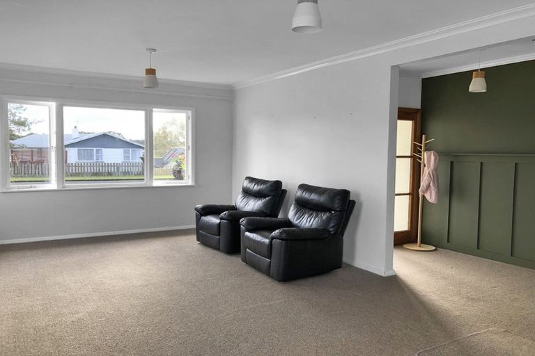 Photo of property in 7 Hussey Street, Waverley, 4510