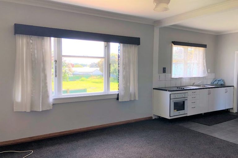 Photo of property in 11a Kowhai Street, Castlecliff, Whanganui, 4501